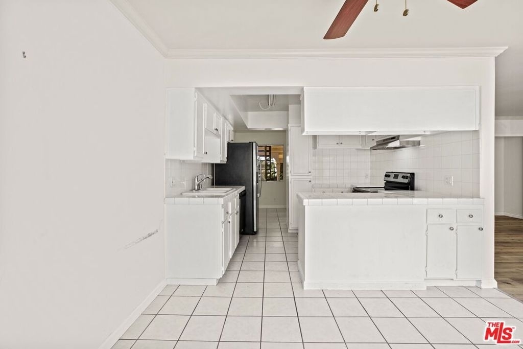 1033 6th Street - Photo 15