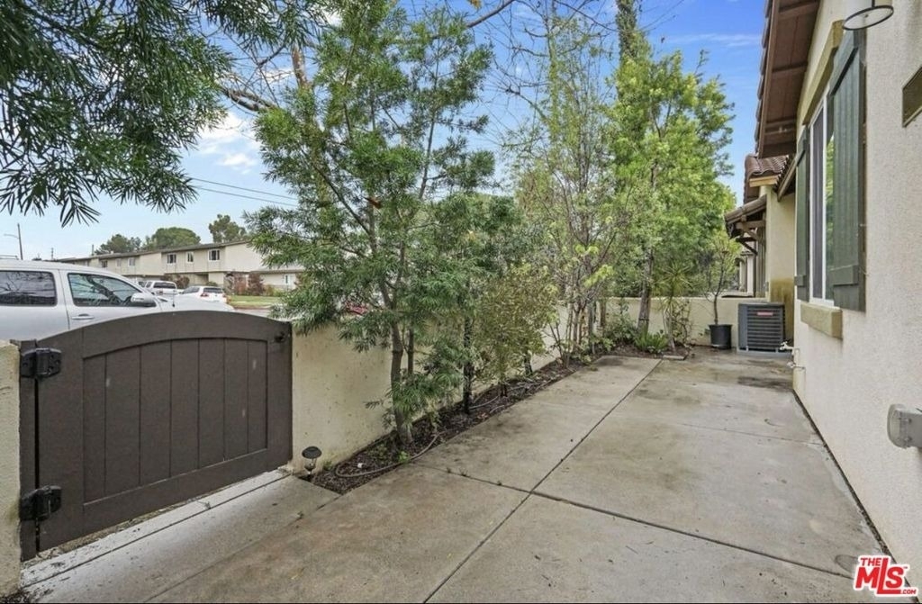 4720 E Washington Avenue - Photo 14