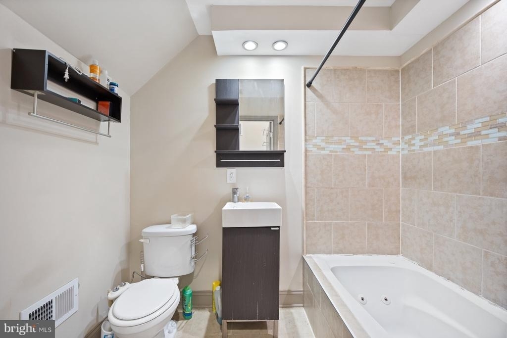 2209 Mullikin Street - Photo 12