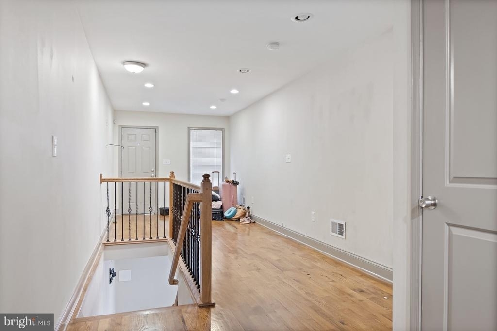 2209 Mullikin Street - Photo 7