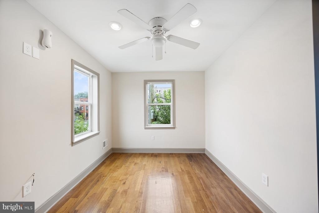 2209 Mullikin Street - Photo 14