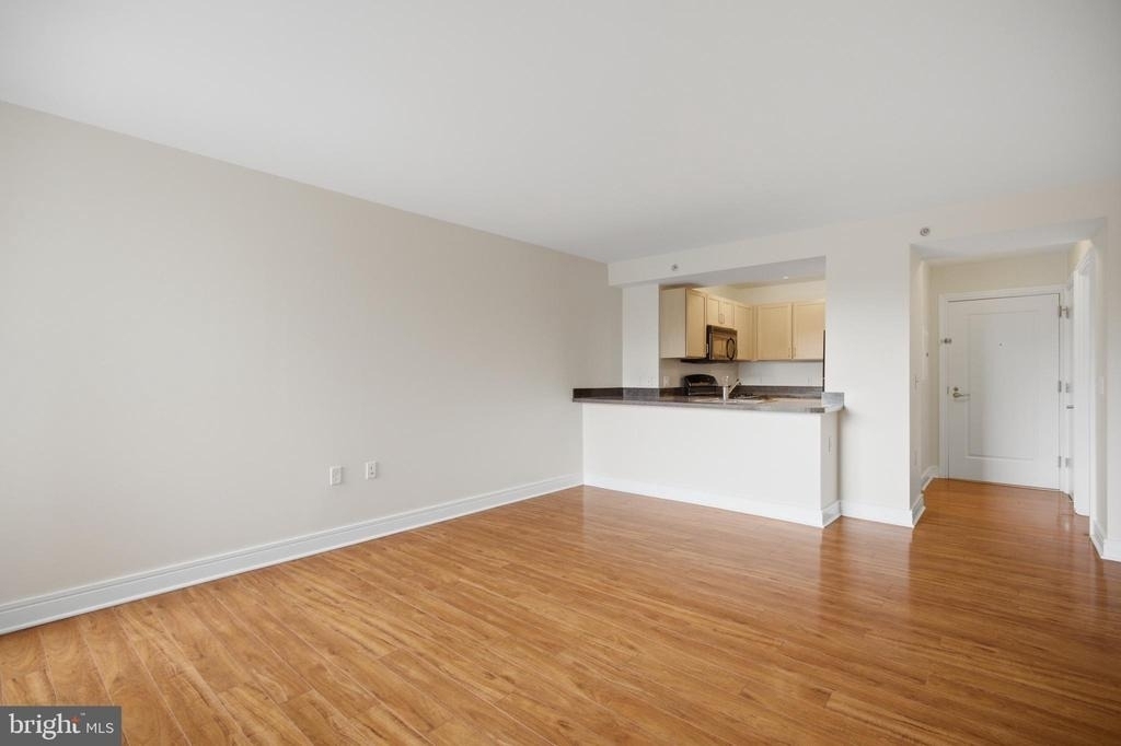 800 4th Street Sw - Photo 5