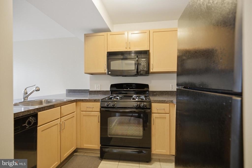 800 4th Street Sw - Photo 6