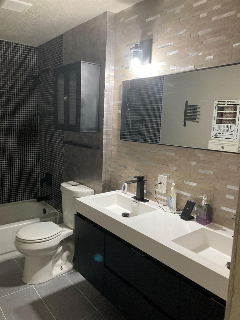 4114 Dacca Dr - Photo 5