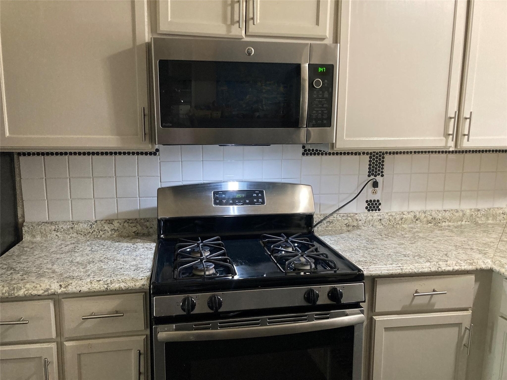 4114 Dacca Dr - Photo 4