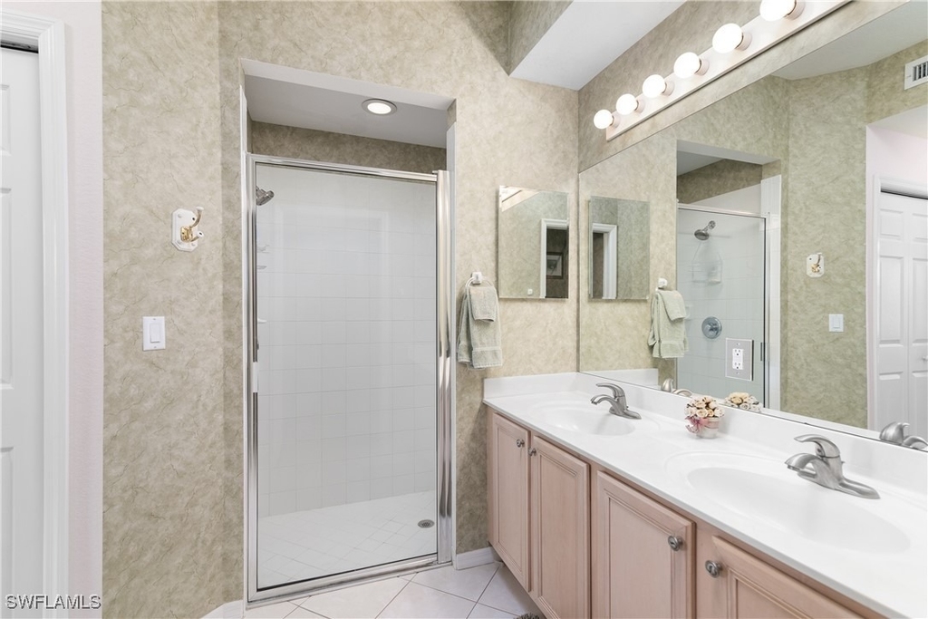 2325 Carrington Court - Photo 16