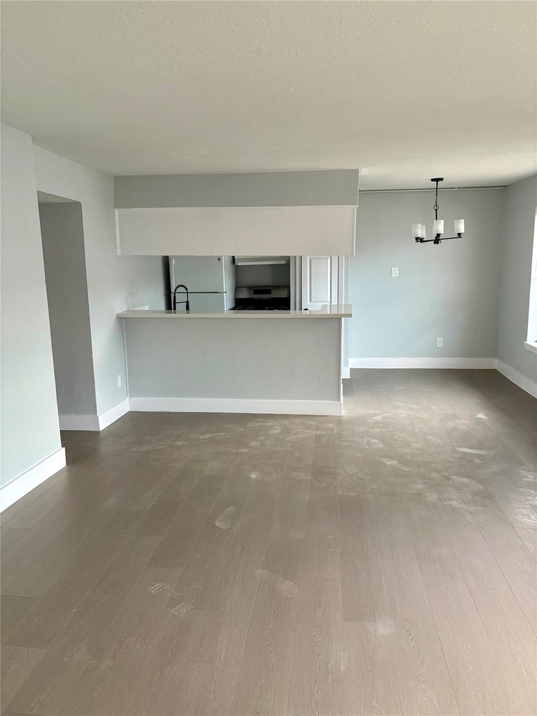 1125 Ann Street - Photo 9