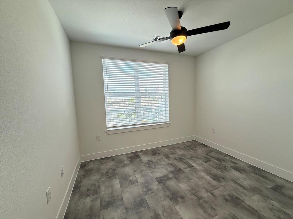 2520 Washington Ave - Photo 8