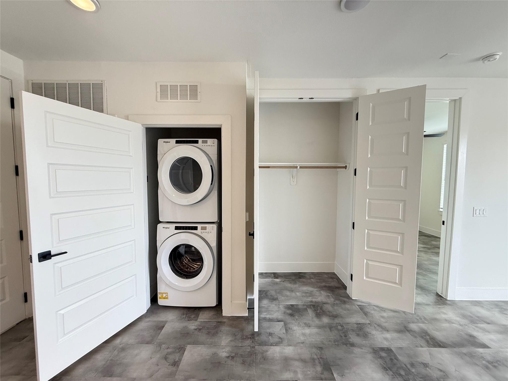 2520 Washington Ave - Photo 9
