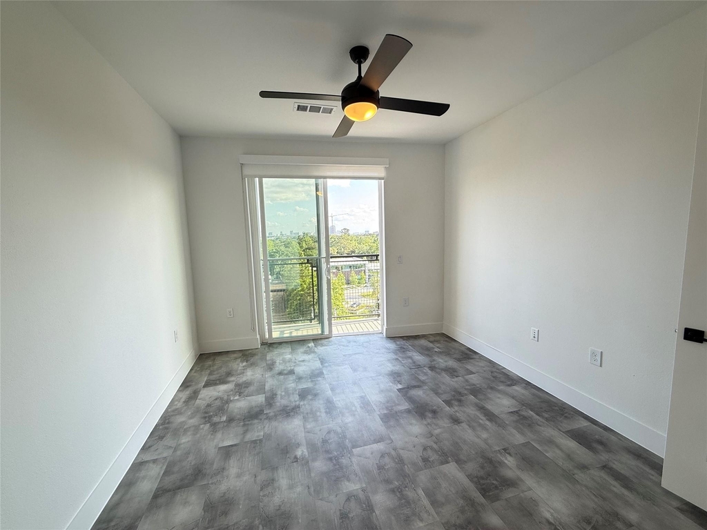 2520 Washington Ave - Photo 5