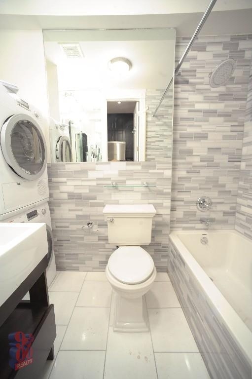 566 Hudson Street - Photo 6
