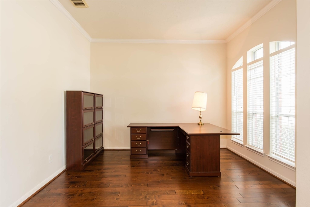 9115 Sunny Ridge Drive - Photo 1
