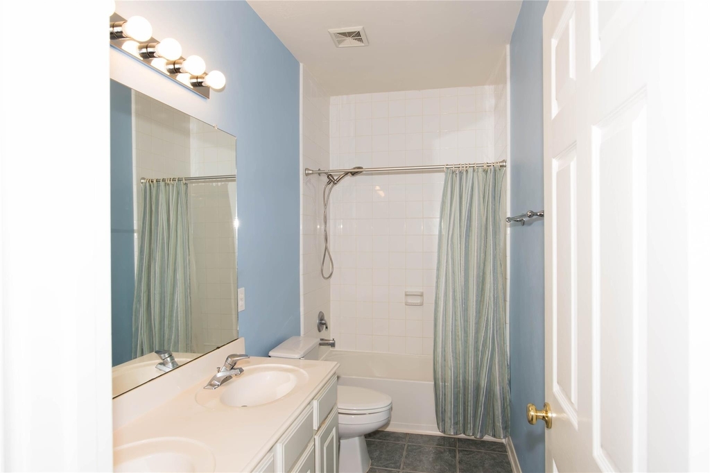 9115 Sunny Ridge Drive - Photo 14