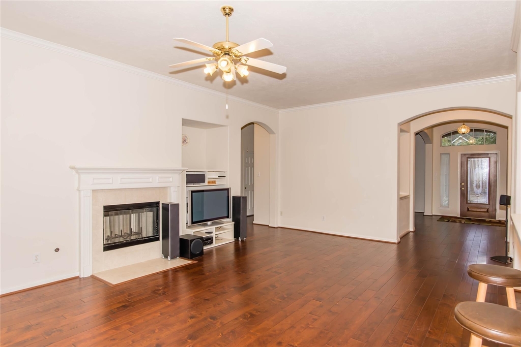 9115 Sunny Ridge Drive - Photo 4