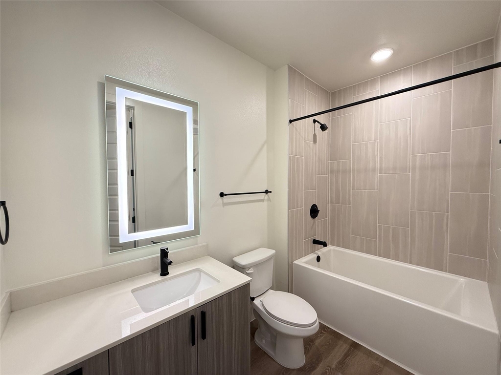 2520 Washington Ave - Photo 8