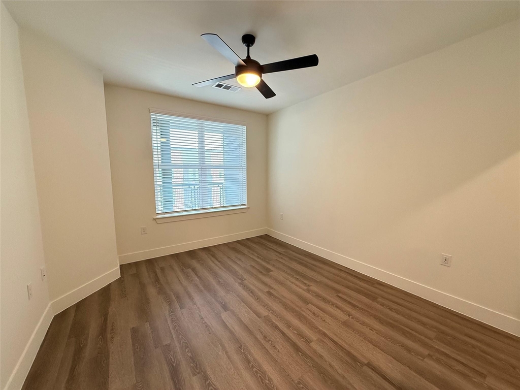 2520 Washington Ave - Photo 7