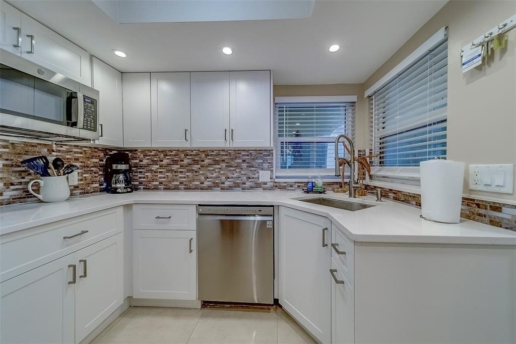 3500 Gulf Boulevard - Photo 7