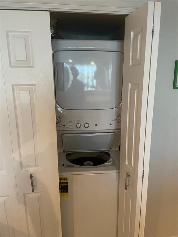 690 Island Way - Photo 24