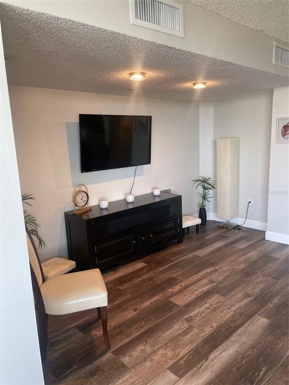 690 Island Way - Photo 21