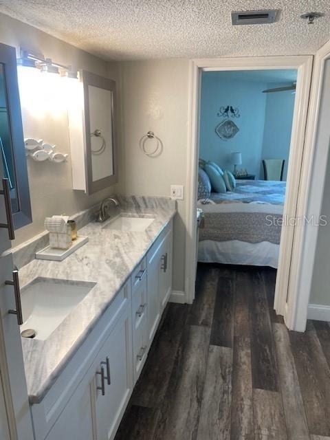 690 Island Way - Photo 20