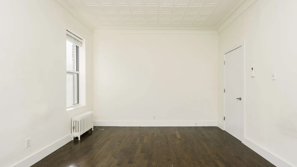 2137 Cortelyou Rd - Photo 3