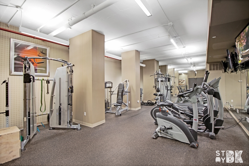 525 Clinton Avenue - Photo 11