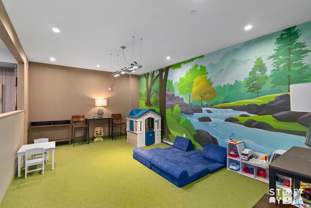 525 Clinton Avenue - Photo 12