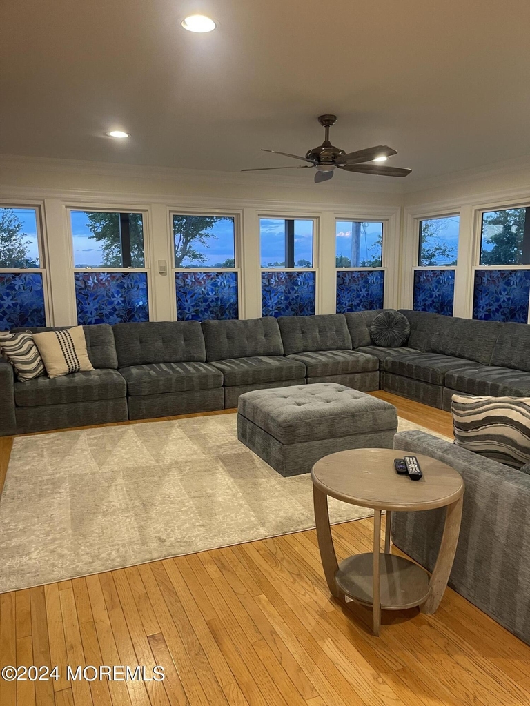 1409 River Road - Photo 6