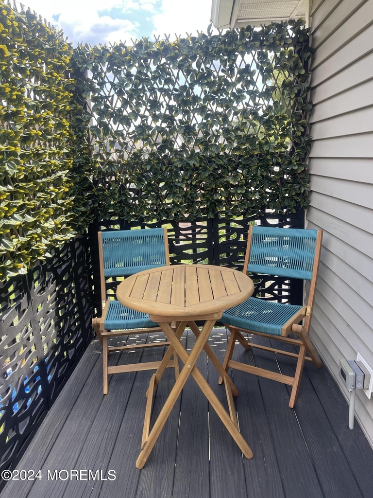 1407 River Road - Photo 2