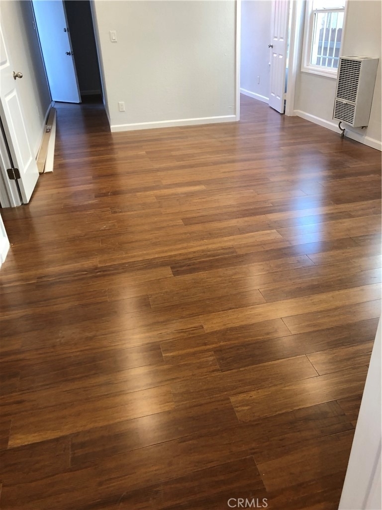 1348 E 23rd Street - Photo 4