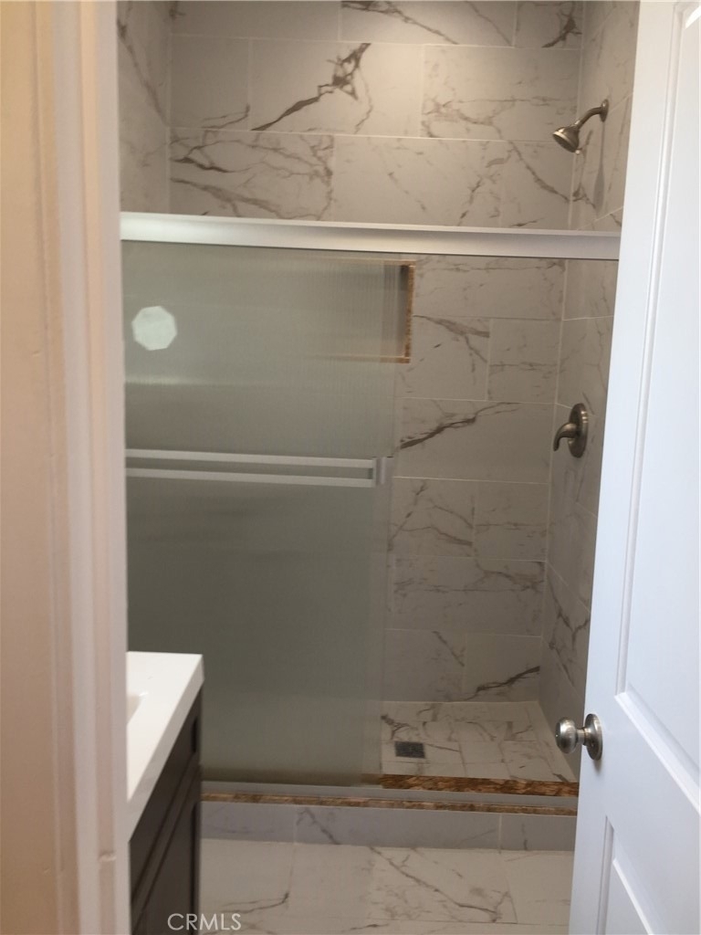1348 E 23rd Street - Photo 6