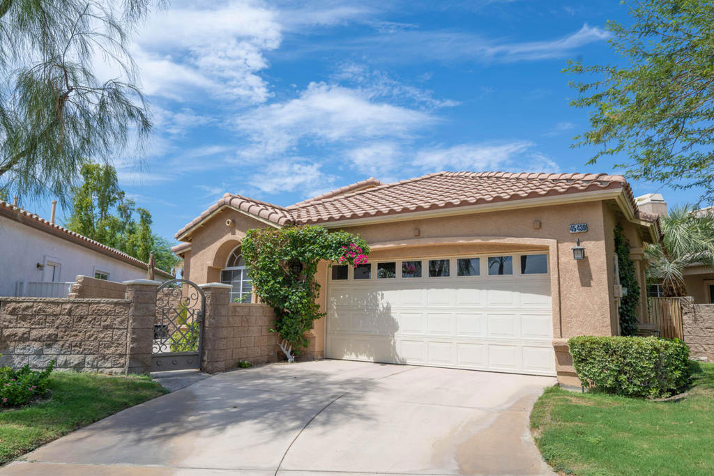 45439 Shaugnessy Drive - Photo 0