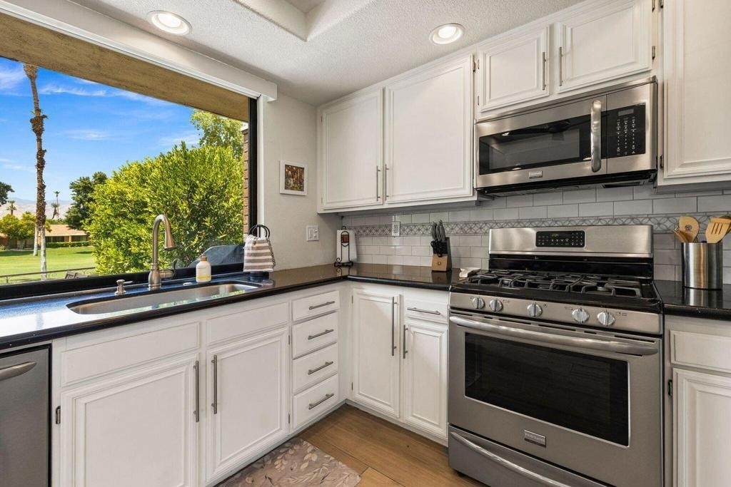 235 Santa Barbara Circle - Photo 13