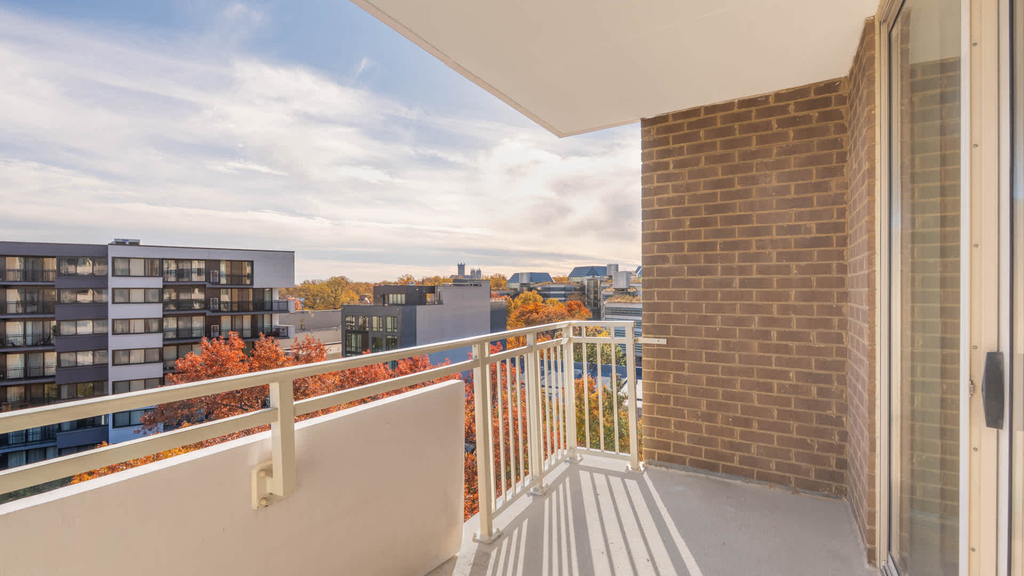 3003 Van Ness St. Nw - Photo 34