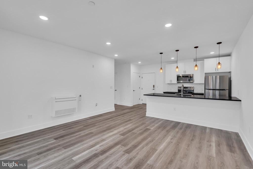 330 Cecil B Moore Avenue - Photo 8