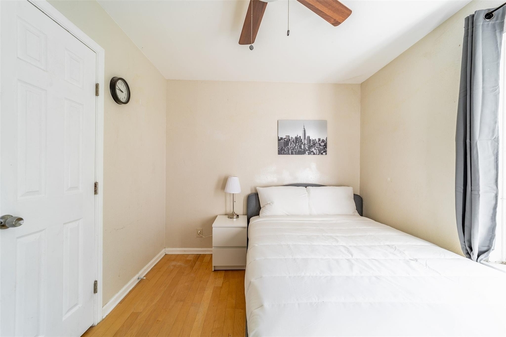 1738 Rutland Dr - Photo 14