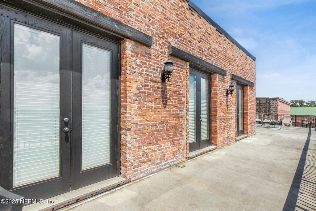 105 N 2nd Street - Photo 7