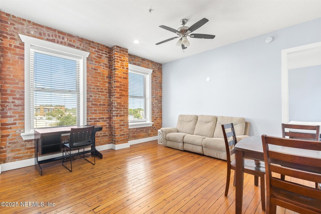 105 N 2nd Street - Photo 18