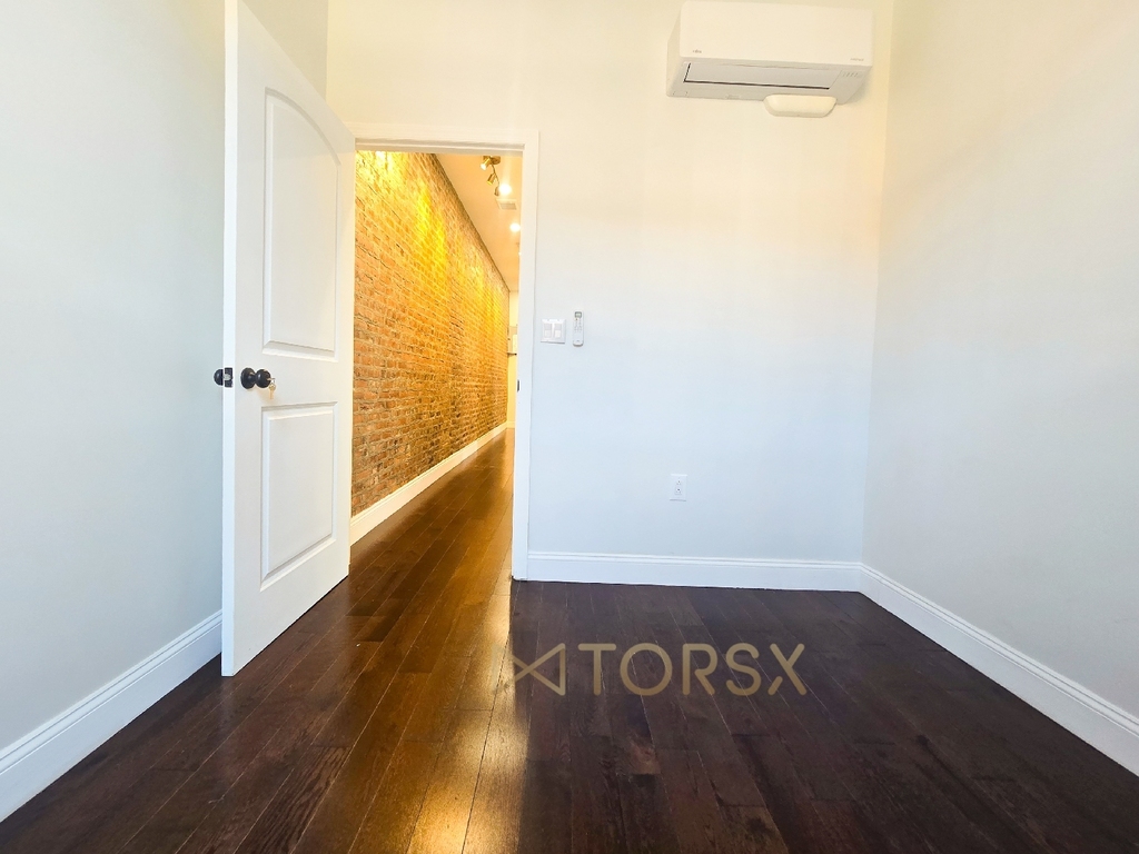 1 Kingston Avenue - Photo 13