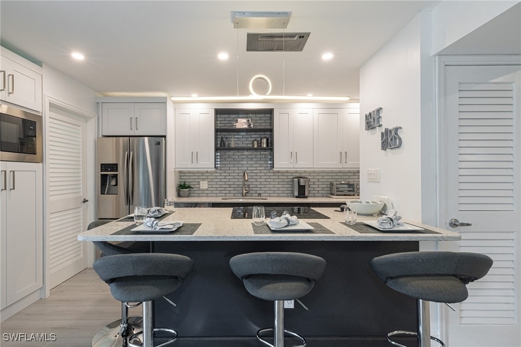 788 Park Shore Drive - Photo 9
