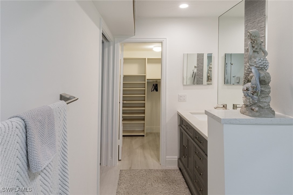 788 Park Shore Drive - Photo 15
