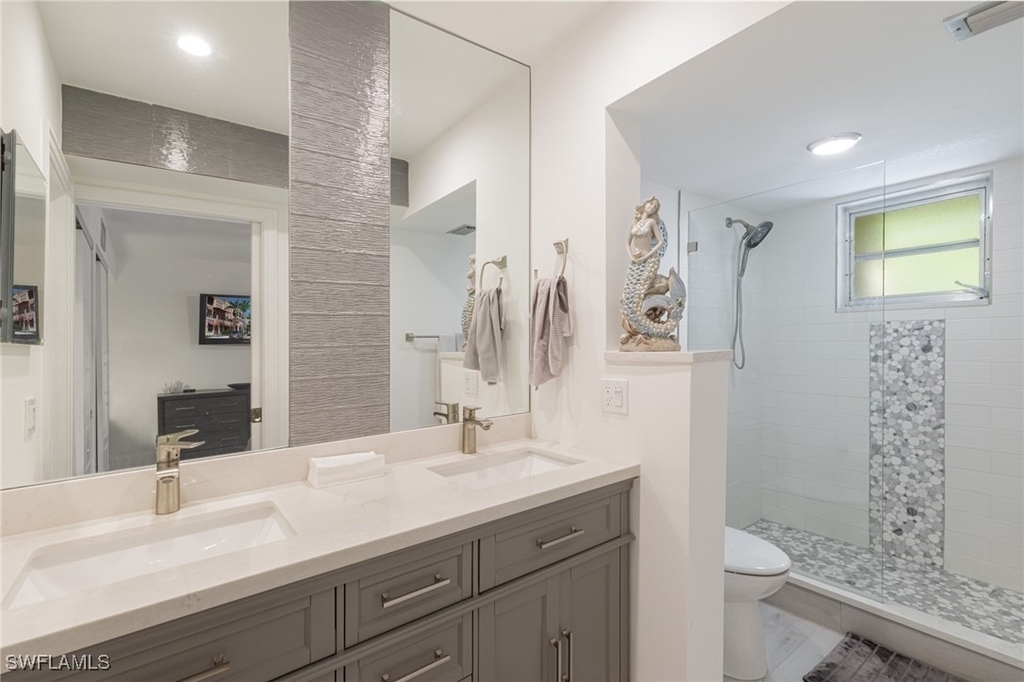788 Park Shore Drive - Photo 14