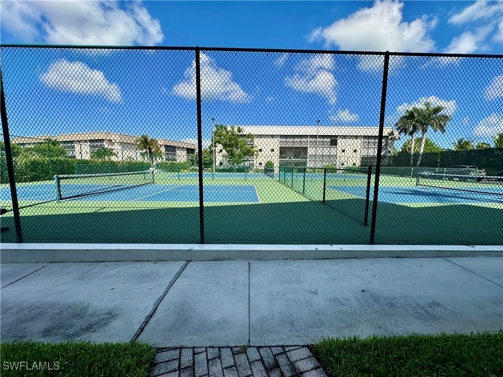 788 Park Shore Drive - Photo 33
