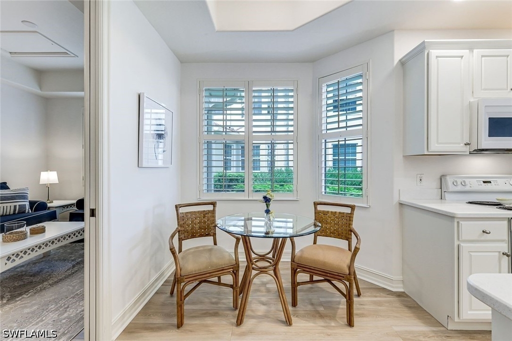 6029 Trophy Drive - Photo 4