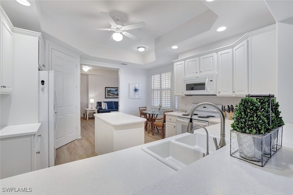 6029 Trophy Drive - Photo 9