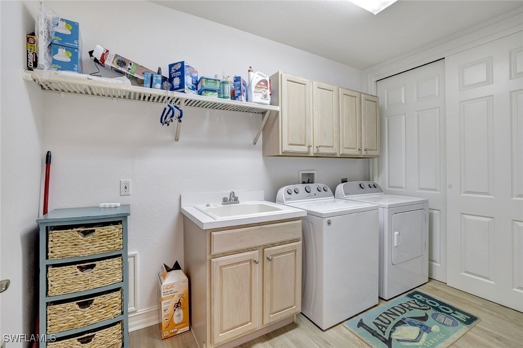 6029 Trophy Drive - Photo 12