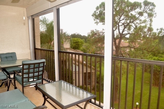 555 Park Shore Drive - Photo 14