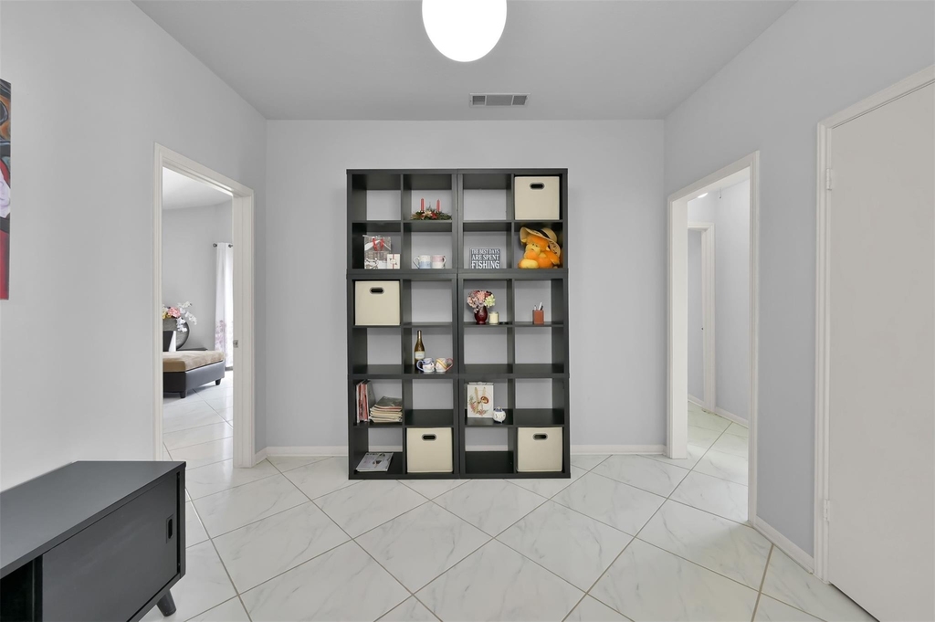 35 Lakeview Village - Photo 10