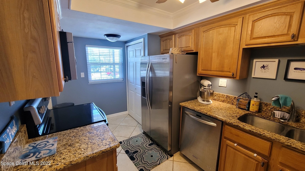 4100 Ocean Beach Boulevard - Photo 11
