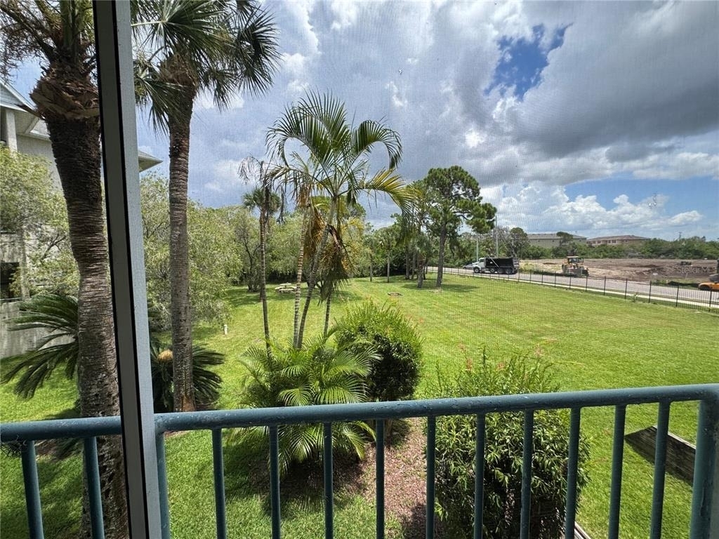 5557 Sea Forest Drive - Photo 3
